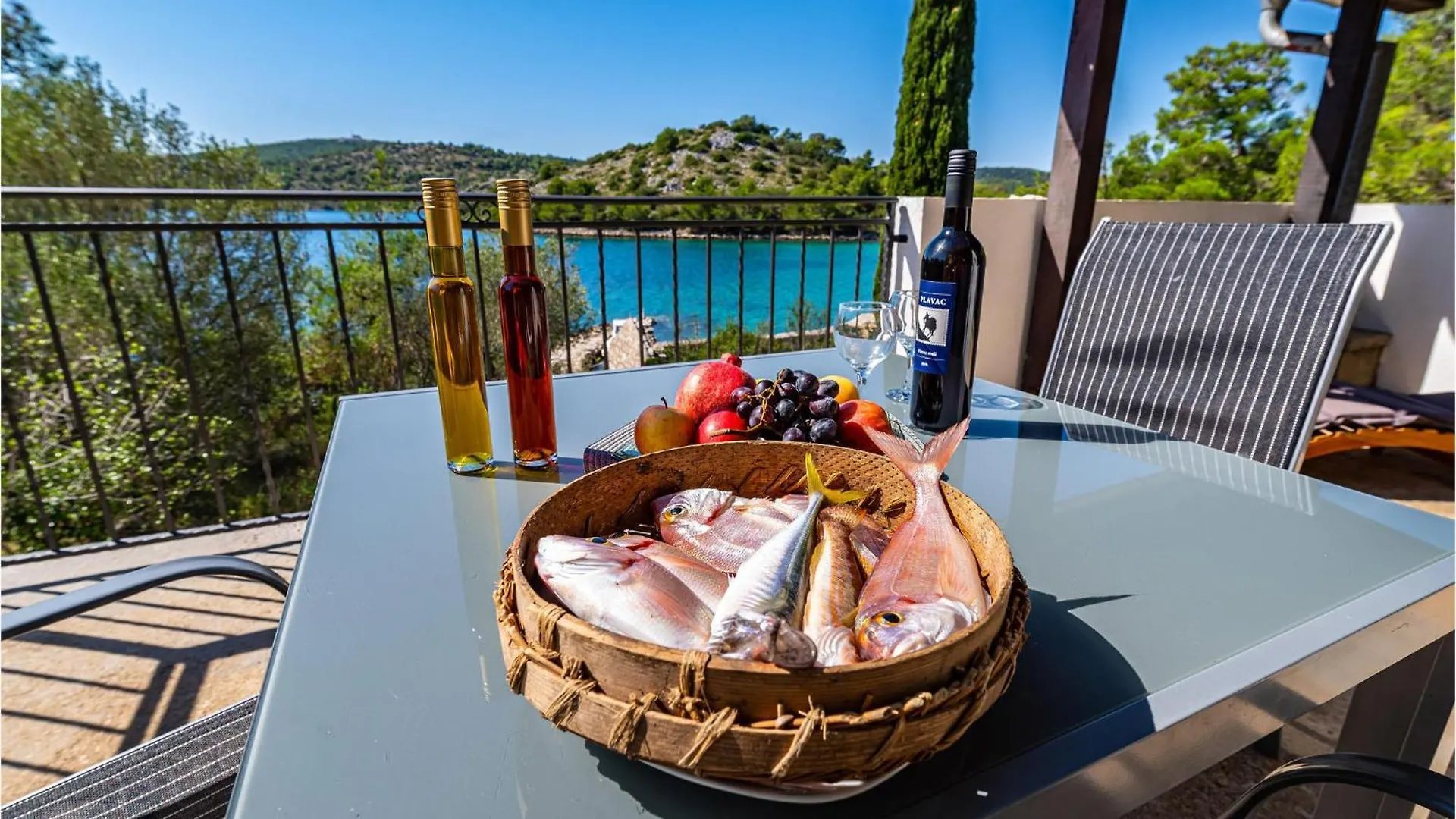2 Bedroom Beach Front Home In Sali 0*,  Kroatien